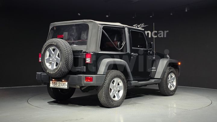 Jeep Wrangler 2012 — 2