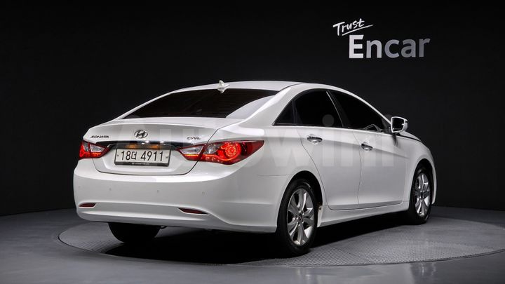 Hyundai Sonata 2012 — 2
