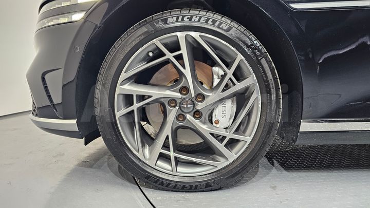 Genesis G90 2022 — 4