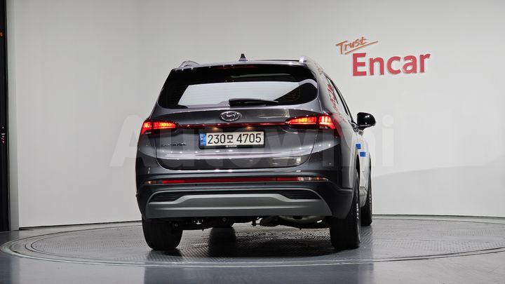 Hyundai SantaFe 2021 — 4