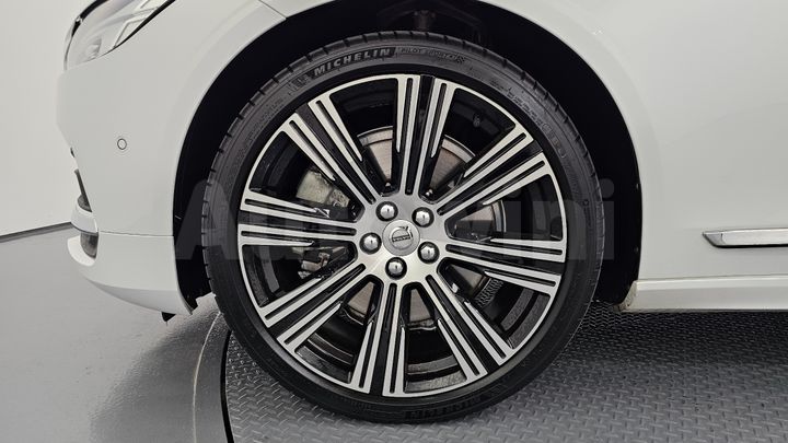 Volvo S90 2023 — 5