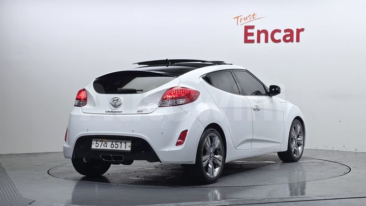 Hyundai Veloster 2012 — 2