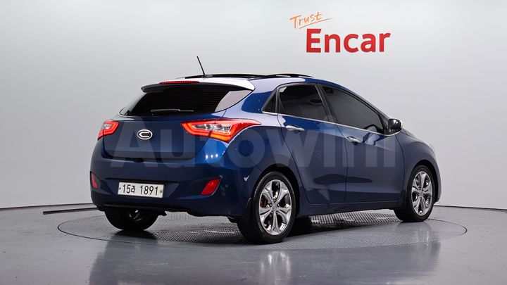 Hyundai i30 2015 — 2