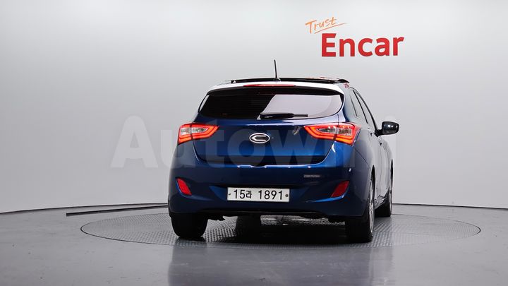 Hyundai i30 2015 — 4