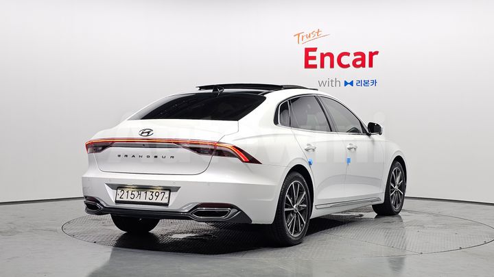Hyundai Grandeur 2023 — 2