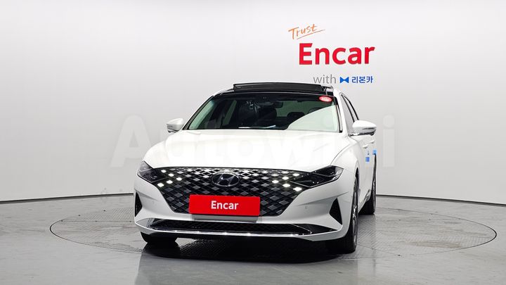 Hyundai Grandeur 2023 — 3