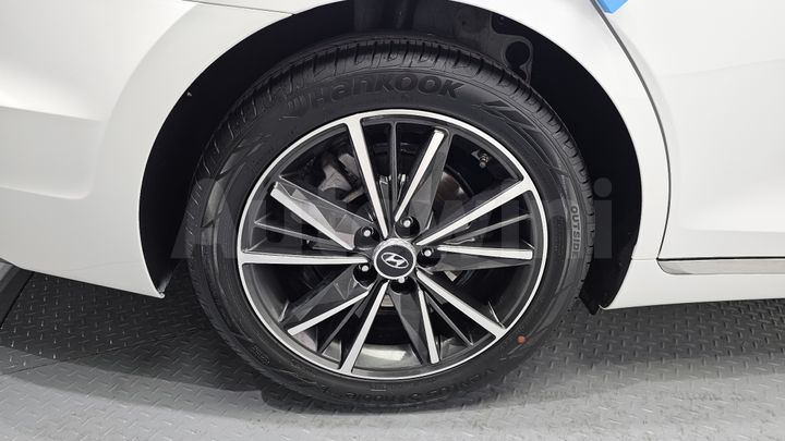 Hyundai Grandeur 2023 — 5