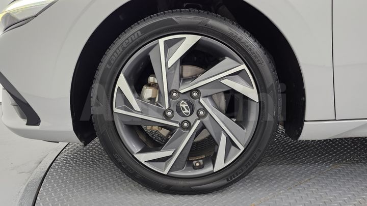 Hyundai Avante 2024 — 5