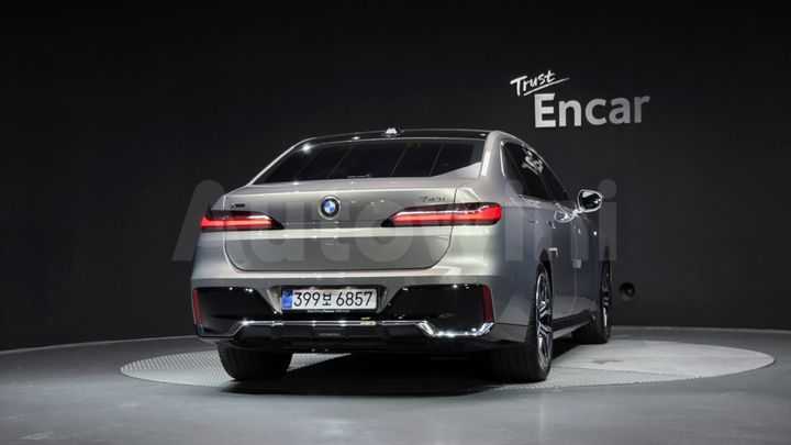 BMW 7 Series 2025 — 4