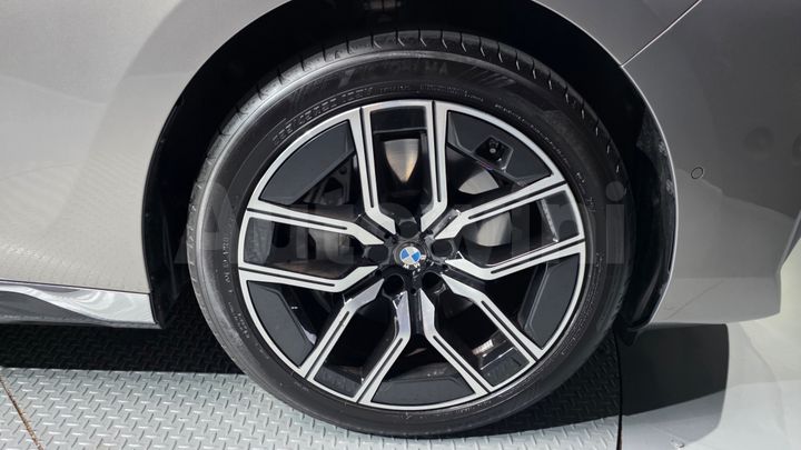 BMW 7 Series 2025 — 5