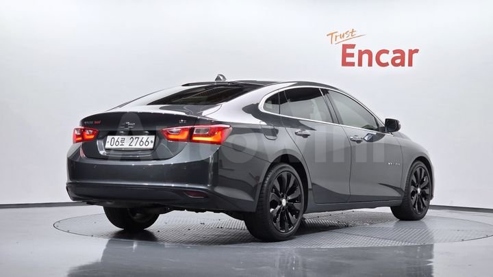 Chevrolet Malibu 2017 — 2