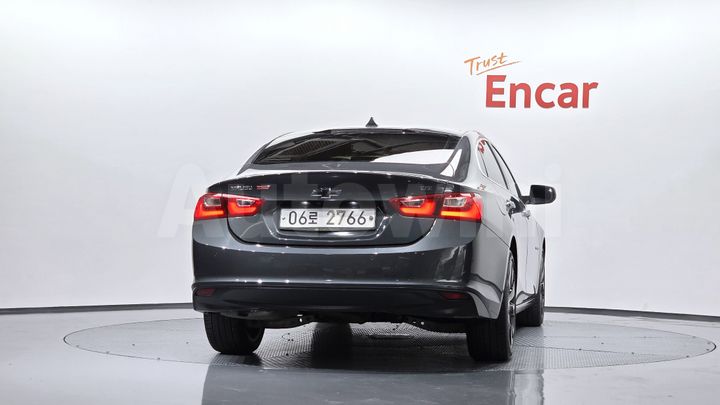 Chevrolet Malibu 2017 — 4