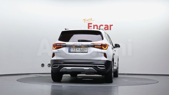 Kia Seltos 2022 — 4