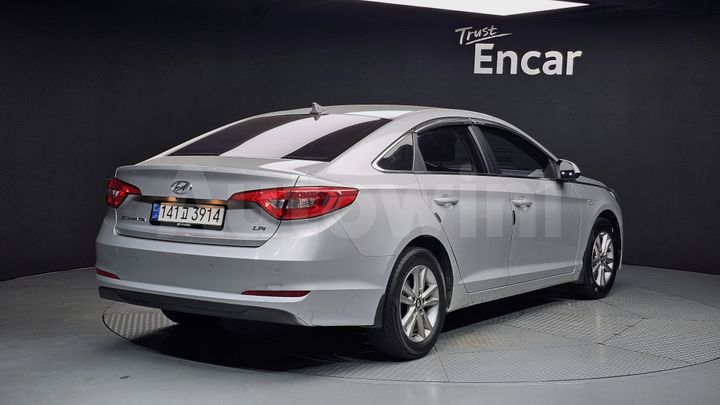 Hyundai Sonata 2015 — 2