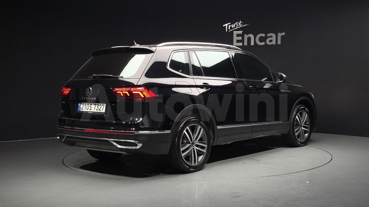 Volkswagen Tiguan 2023 — 2