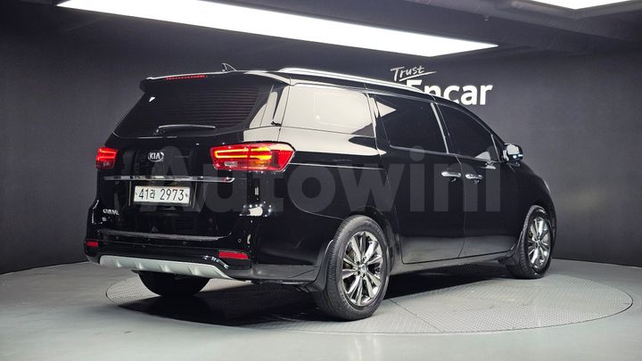 Kia Carnival 2019 — 2