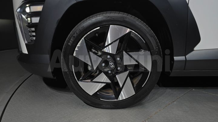 Hyundai Kona 2023 — 5