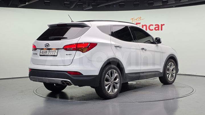 Hyundai SantaFe 2013 — 2