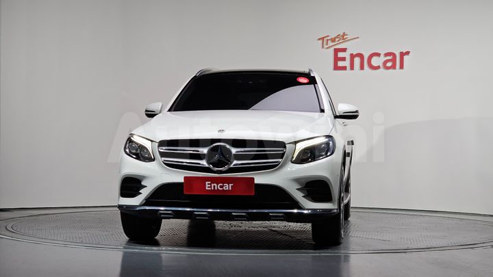 Mercedes Benz GLC Class 2019 — 3