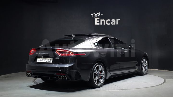 Kia Stinger 2018 — 2