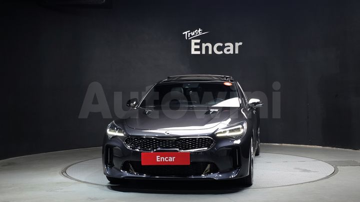 Kia Stinger 2018 — 3