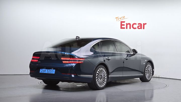 Genesis G80 2022 — 3