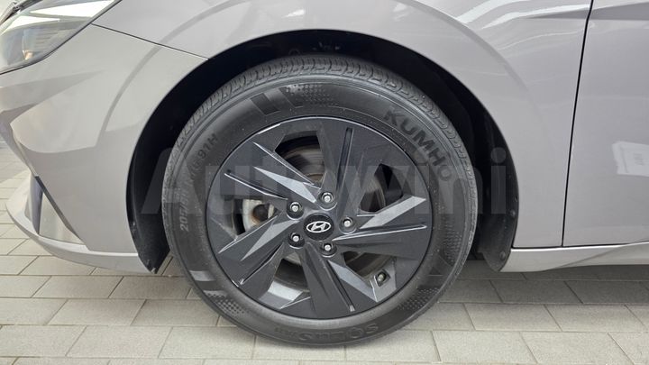 Hyundai Avante 2022 — 5
