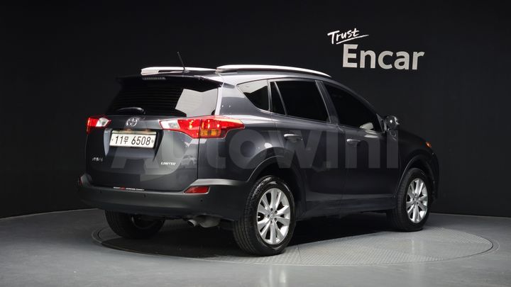 Toyota RAV4 2015 — 2