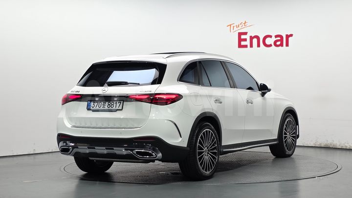 Mercedes-Benz GLC Class 2025 — 2
