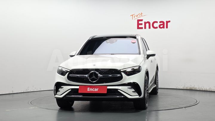 Mercedes-Benz GLC Class 2025 — 3