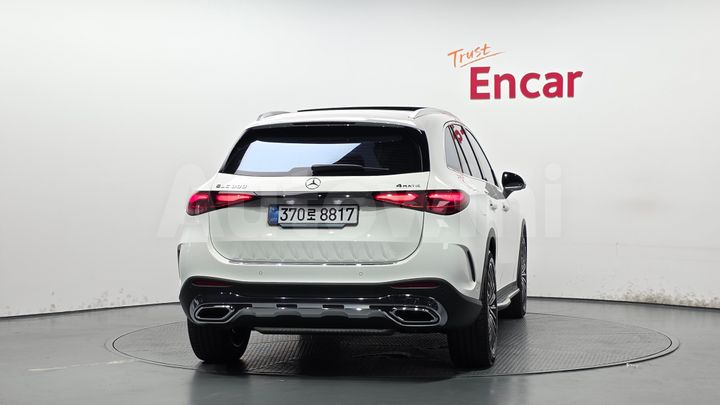 Mercedes-Benz GLC Class 2025 — 4