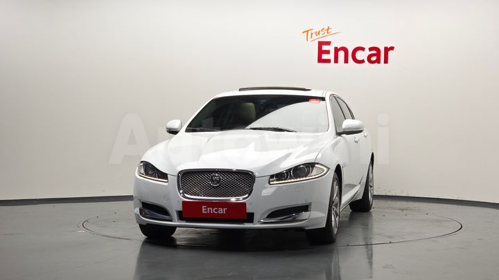 Jaguar XF 2012 — 3