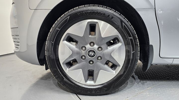Hyundai Staria 2023 — 4