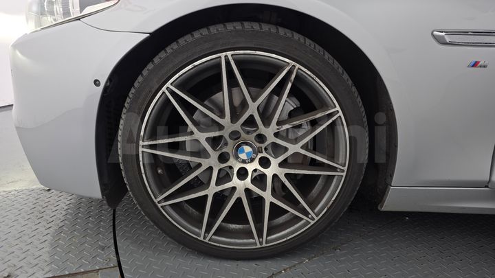 BMW 5 Series 2015 — 5