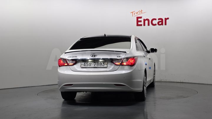 Hyundai Sonata 2011 — 4
