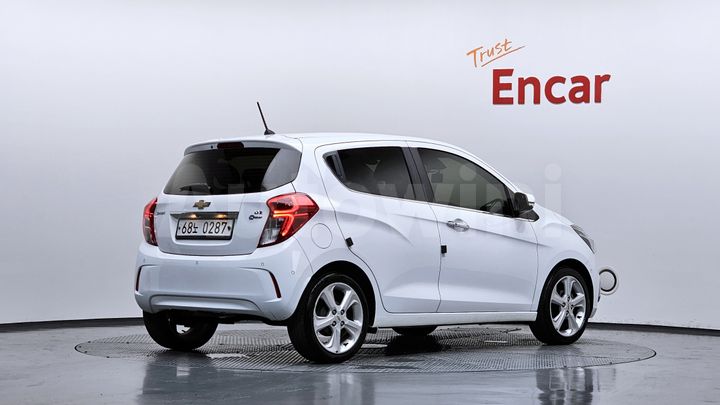 Chevrolet Spark 2017 — 2
