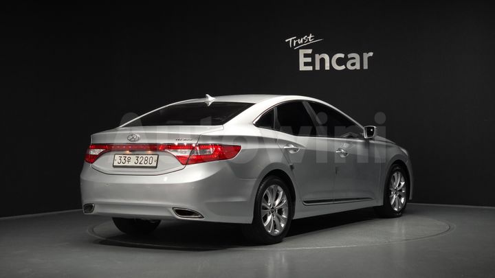 Hyundai Grandeur 2012 — 2