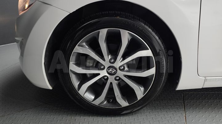 Hyundai Avante 2013 — 5