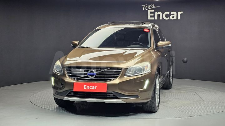 Volvo XC60 2016 — 3