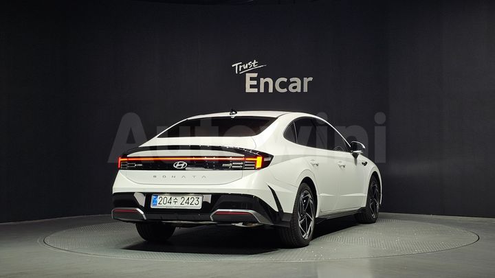 Hyundai Sonata 2025 — 2