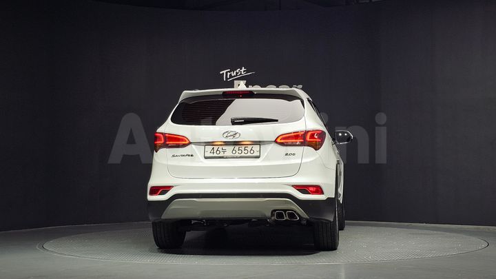 Hyundai SantaFe 2018 — 4