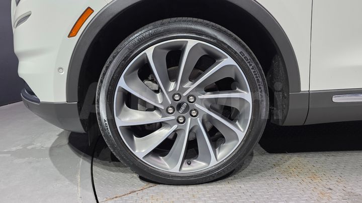 Lincoln Nautilus 2022 — 4