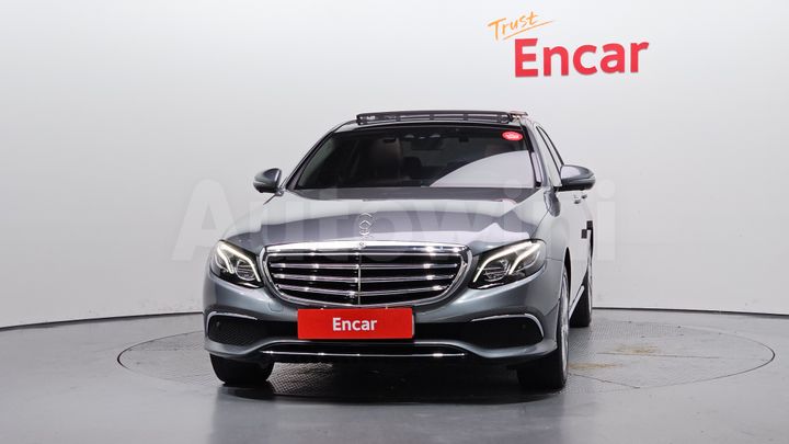 Mercedes-Benz E Class 2019 — 3