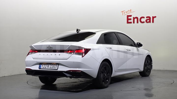 Hyundai Avante 2023 — 2