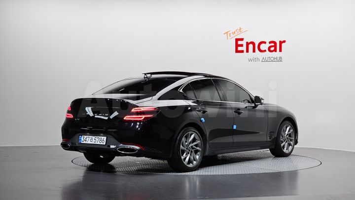 Genesis G70 2025 — 2