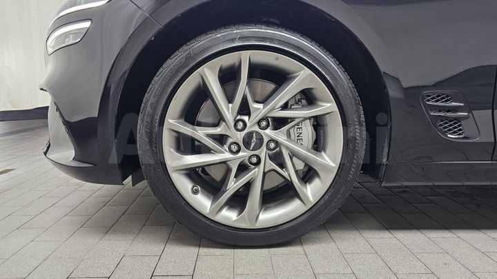Genesis G70 2025 — 5