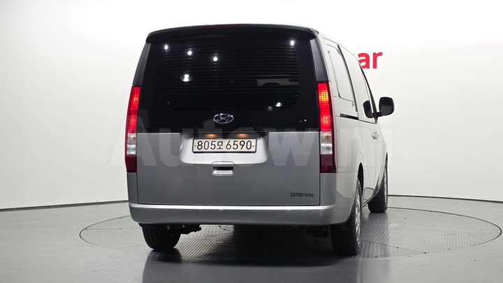 Hyundai Staria 2022 — 4