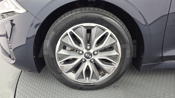 Kia K5 2020 — 5
