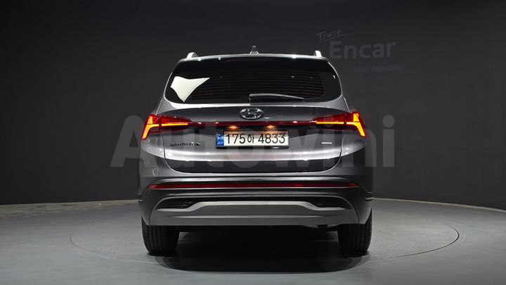 Hyundai SantaFe 2023 — 4