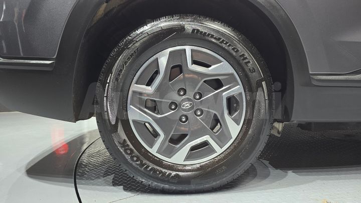 Hyundai SantaFe 2023 — 5